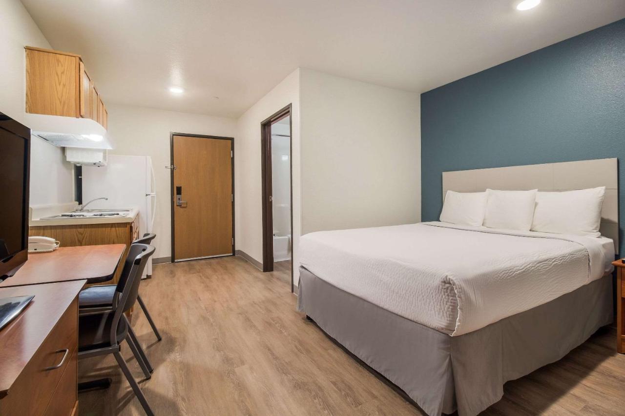 Woodspring Houston La Porte